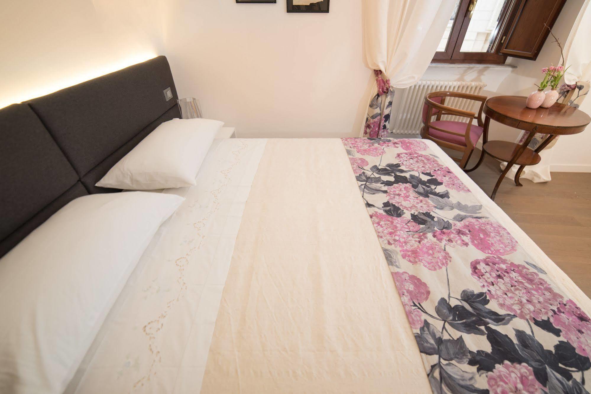 Approdo Ripetta Bed and Breakfast Ρώμη Εξωτερικό φωτογραφία